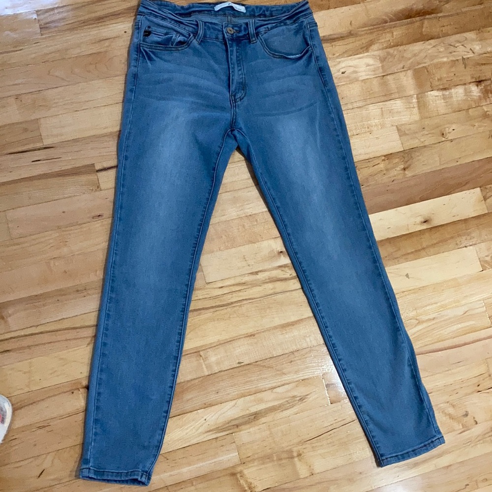 KanCan jeans size 9/28